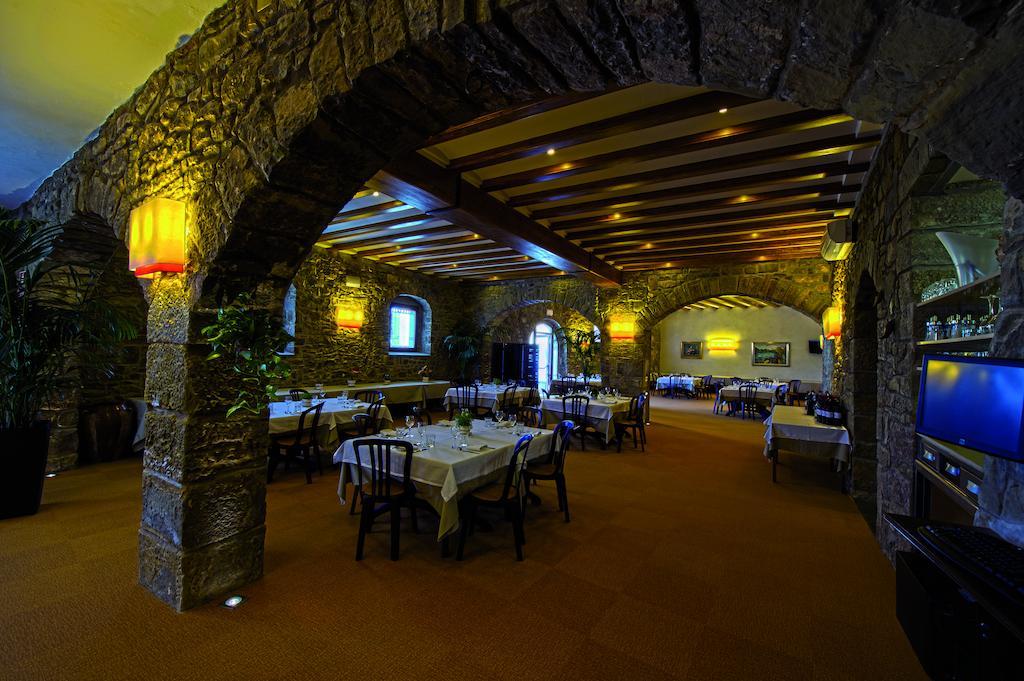 Hostal Palouet De Segarra Exteriör bild
