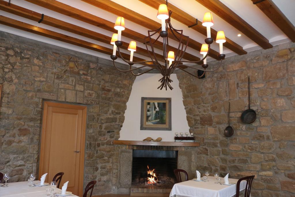 Hostal Palouet De Segarra Exteriör bild
